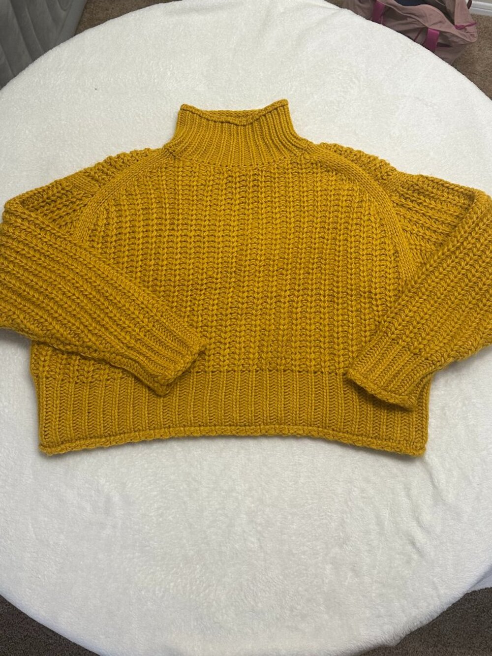 H&M Chunky Knit Turtleneck Sweater Mustard Yellow Size Small
